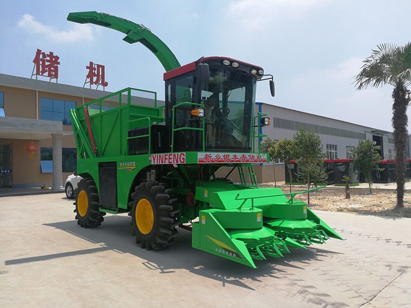 玉米收割機：規(guī)范操作，保障糧食安全